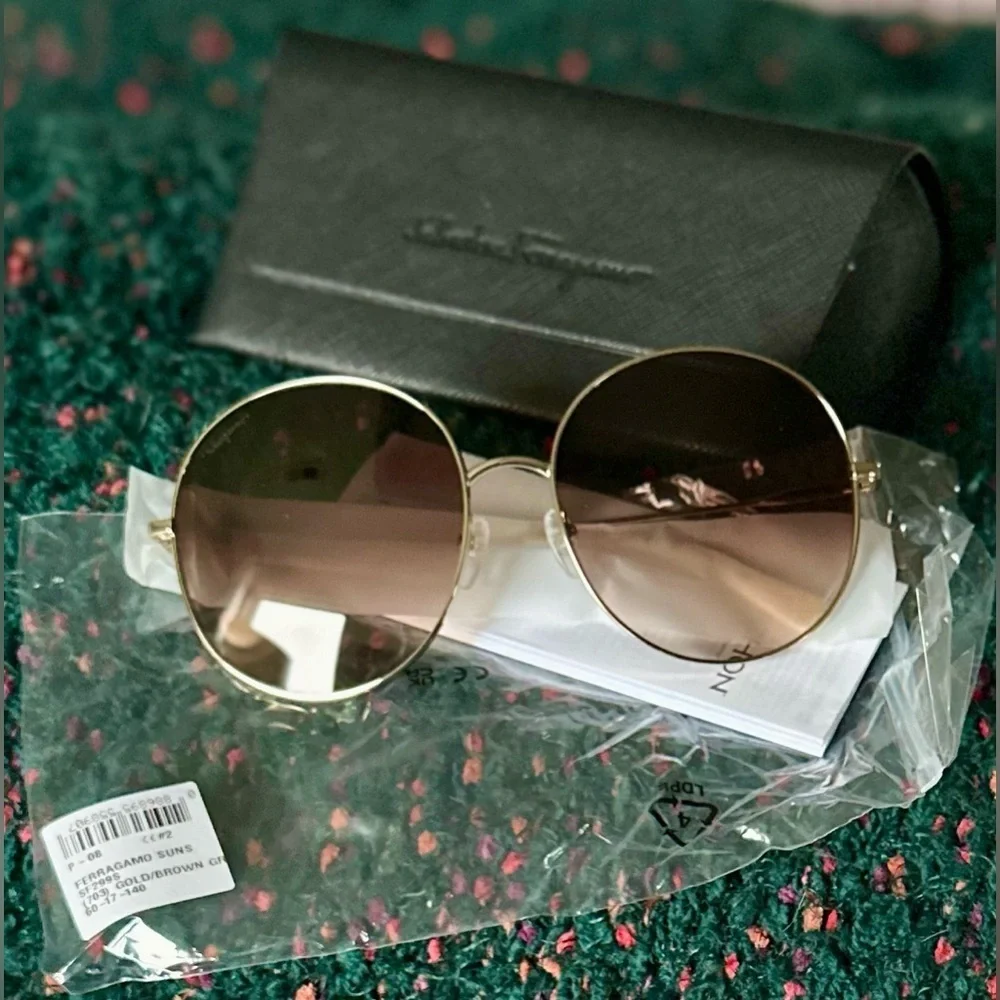 Ferragamo SF299S 60mm Round Sunglasses NWT Full Set Gold/Brown Rare